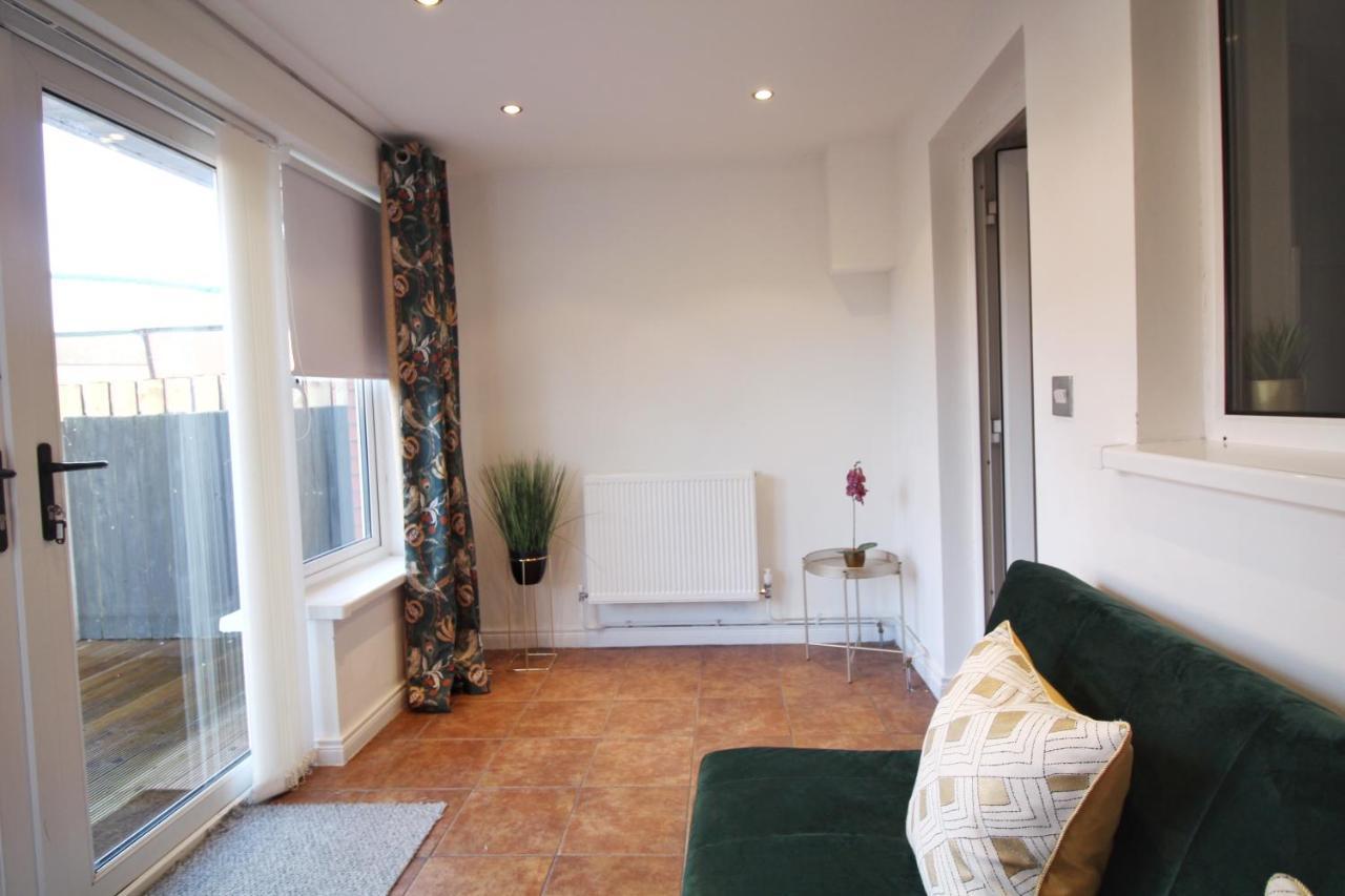 Anjore House - Modern Serviced Apartment In Belfast Eksteriør billede