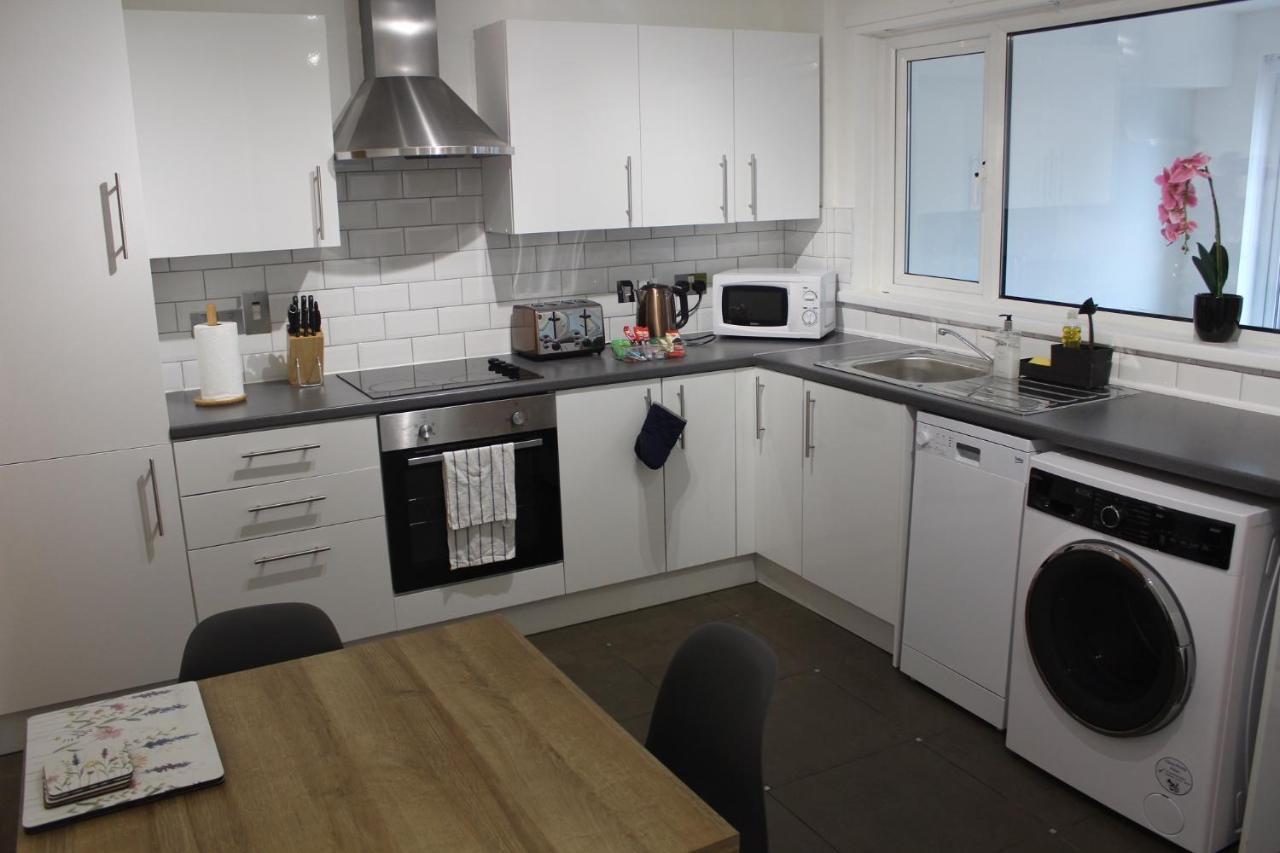 Anjore House - Modern Serviced Apartment In Belfast Eksteriør billede